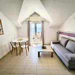 Hektorovic Poolside Apartament *