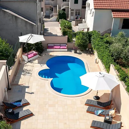 Apartament Hektorovic Poolside Bol